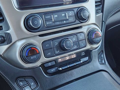 Used 2019 GMC Yukon XL Denali image 22