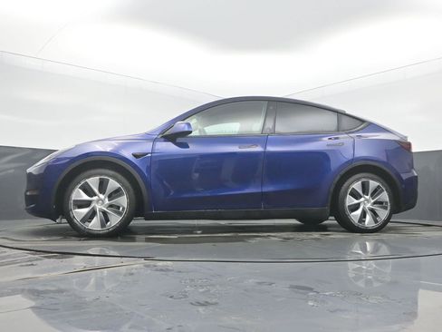 Used 2020 Tesla Model Y Long Range image 43