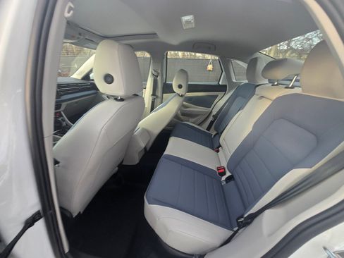 New 2026 Volkswagen Jetta SE FWD image 13