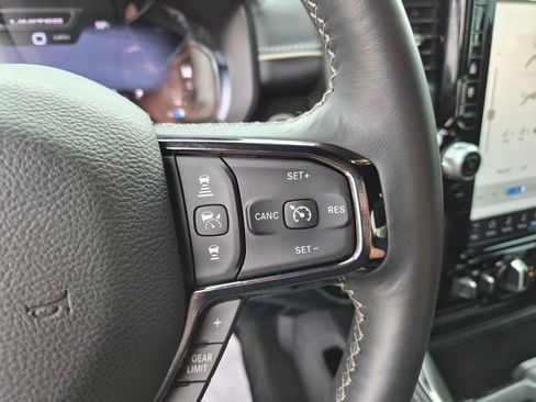 Used 2024 RAM 1500 Limited AWD/4WD image 26