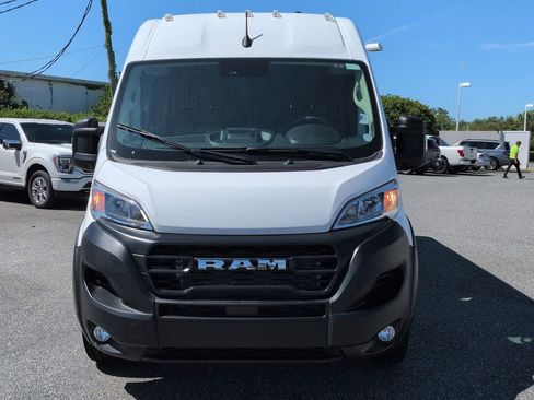 Used 2026 RAM ProMaster 2500 w/ Convenience Group FWD image 8