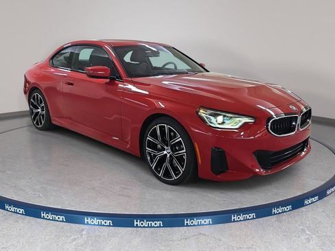 Used 2023 BMW 230i Coupe w/ Premium Package RWD image 4