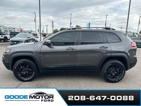 Used 2021 Jeep Cherokee Trailhawk AWD/4WD image 15