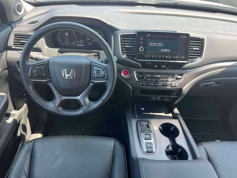 Used 2025 Honda Ridgeline RTL image 14