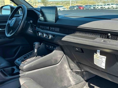 Certified 2025 Honda CR-V Sport-L image 24