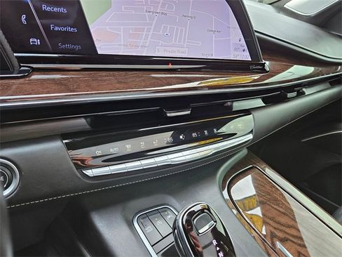 Used 2023 Cadillac Escalade ESV Sport Platinum image 27