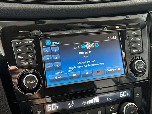 Used 2017 Nissan Rogue Sport SL FWD image 17