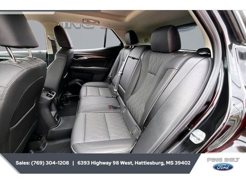 Used 2023 Buick Envision Avenir FWD image 19