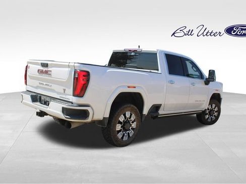 Used 2024 GMC Sierra 2500 Denali w/ Denali Reserve Package AWD/4WD image 5