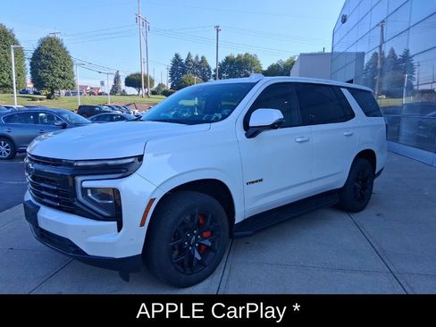Used 2025 Chevrolet Tahoe RST w/ RST Performance Edition AWD/4WD image 9