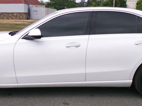 Used 2024 Mercedes-Benz C 300 Sedan image 2