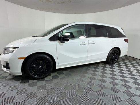 Used 2025 Honda Odyssey Sport-L image 20