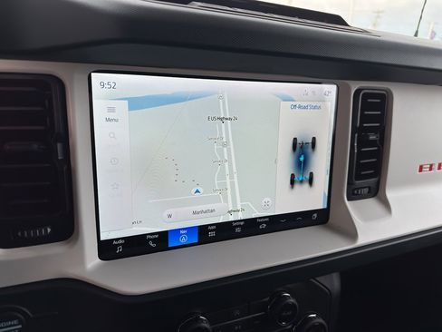 New 2025 Ford Bronco Heritage Edition image 19