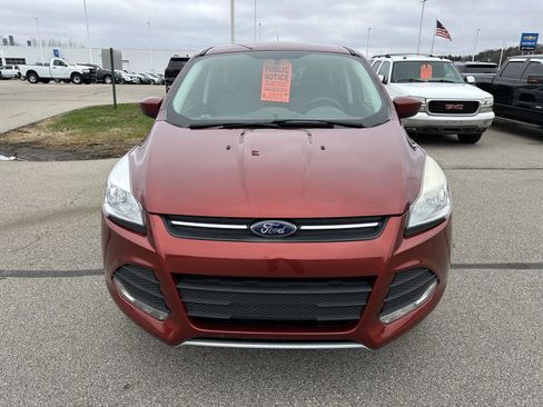 Used 2014 Ford Escape SE image 12