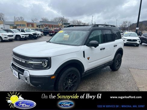 Used 2025 Ford Bronco Sport Badlands image 1