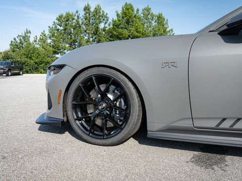 New 2026 Ford Mustang GT Premium w/ GT Performance Package RWD image 18