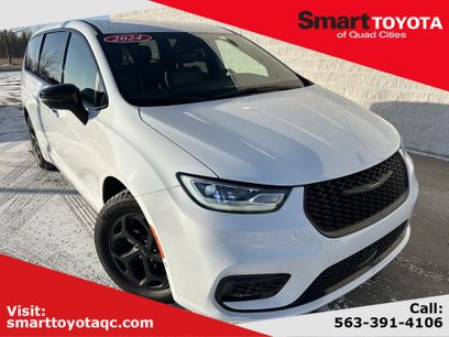 Used 2024 Chrysler Pacifica Hybrid S Appearance Pkg