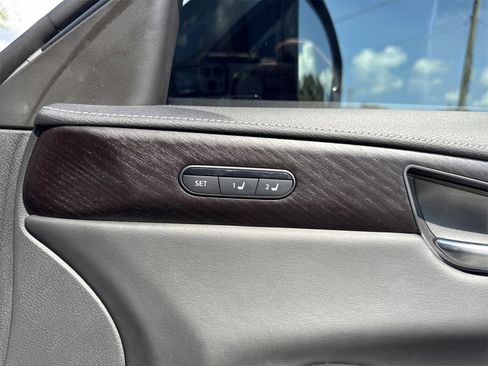 Used 2022 INFINITI QX60 Sensory w/ Vision Package image 41