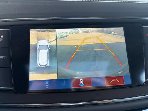 Used 2019 Buick Enclave Premium AWD/4WD image 34