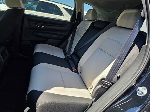 Used 2025 Honda CR-V EX image 16