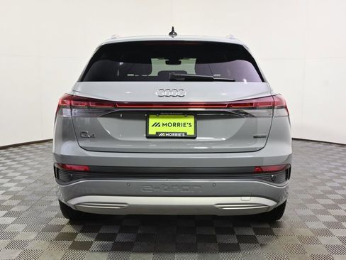 Used 2022 Audi Q4 e-tron Prestige image 5
