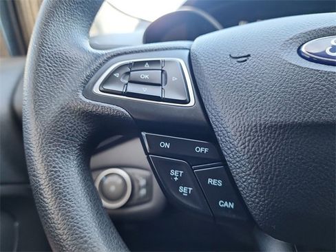 Used 2018 Ford Escape S image 29