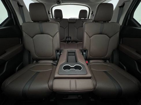 Used 2023 Honda Pilot Elite image 18