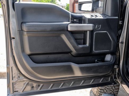 Used 2020 Ford F250 Platinum image 45