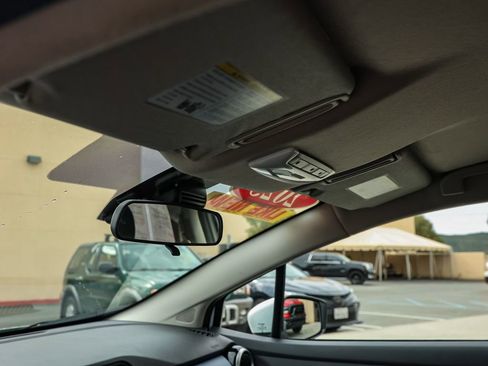 Used 2025 Nissan Versa SV w/ Trunk Package image 13