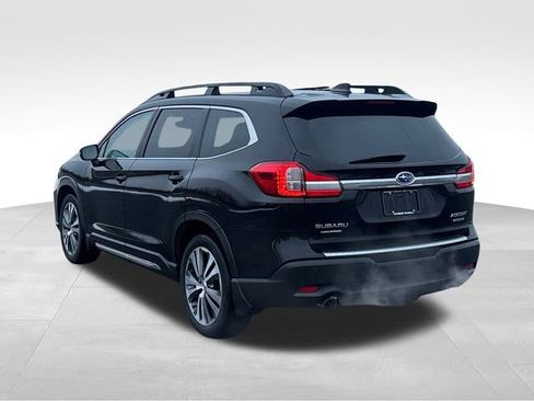 Used 2022 Subaru Ascent Limited image 3