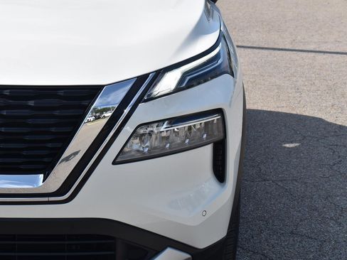 Used 2023 Nissan Rogue Platinum w/ Platinum Premium Package FWD image 21