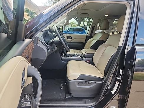 Used 2023 INFINITI QX80 Premium Select w/ Cargo Package image 8