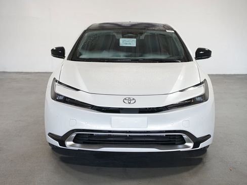 New 2026 Toyota Prius Plug-In Hybrid image 2