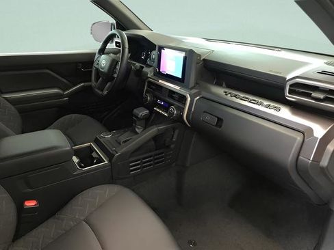 Used 2025 Toyota Tacoma SR5 image 14