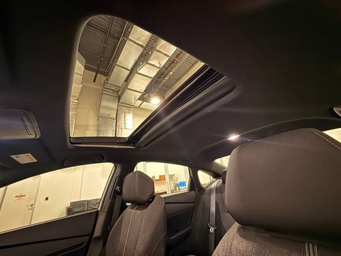 Used 2024 Honda Accord Sport image 19