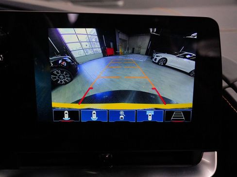 Used 2024 Chevrolet Corvette Stingray Premium Conv w/ Z51 Performance Package RWD image 24