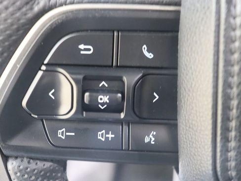 Used 2024 Toyota Tacoma Limited w/ Limited Package (LT) image 45