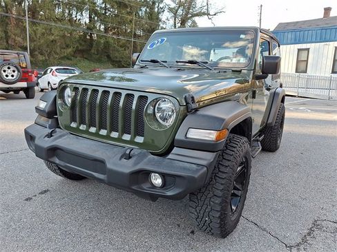 Used 2022 Jeep Wrangler Sport image 5