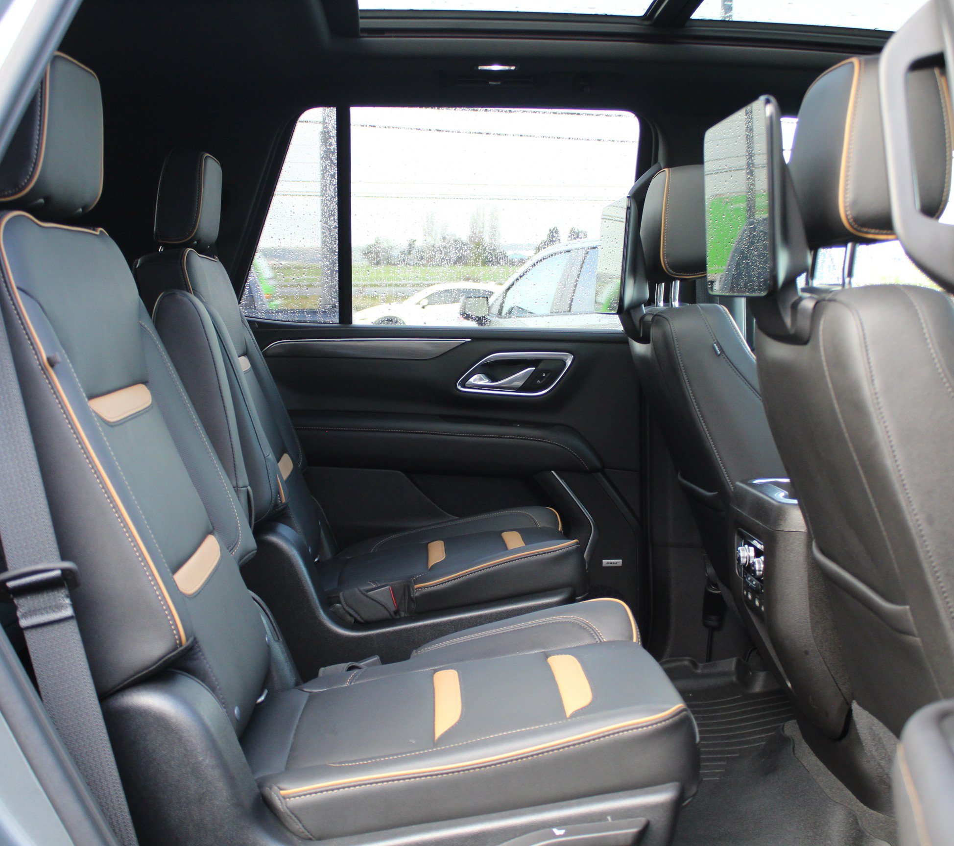 Used 2021 GMC Yukon AT4 w/ Rear Media and Nav Package AWD/4WD image 20