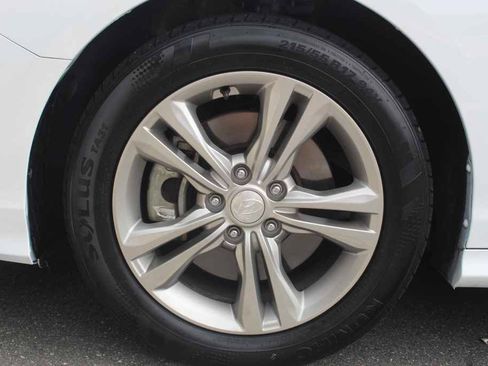 Used 2018 Hyundai Sonata Sport w/ Tech Package 05 FWD image 33