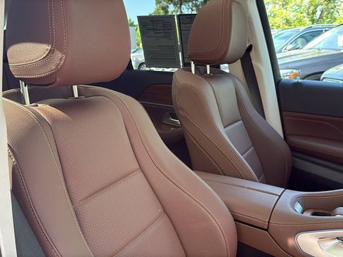 Certified 2025 Mercedes-Benz GLE 350 4MATIC image 13