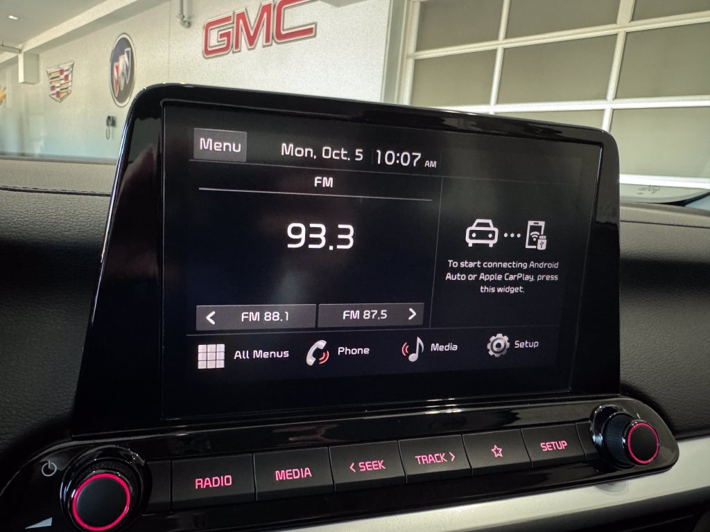 Used 2024 Kia Forte LXS w/ LXS Technology Package FWD image 18