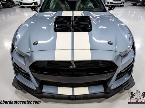 Used 2022 Ford Mustang Shelby GT500 w/ Carbon Fiber Track Pack image 15
