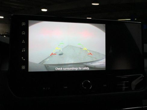 New 2026 Mitsubishi Outlander LE image 13