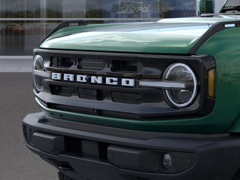 New 2025 Ford Bronco Outer Banks image 19