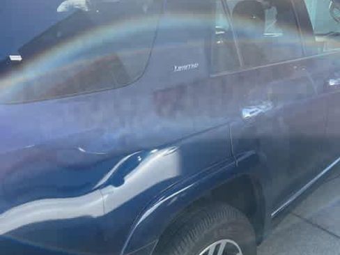 Used 2020 Toyota 4Runner Limited image 21