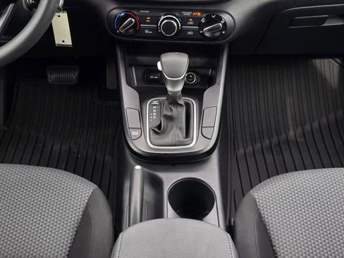 Certified 2024 Kia Soul LX FWD image 20