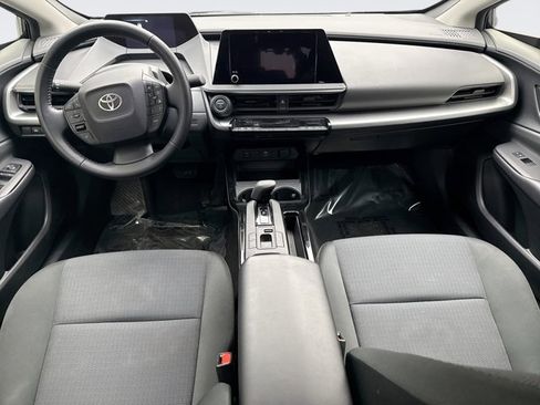 Used 2024 Toyota Prius LE image 14