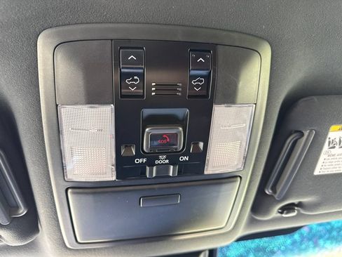 Used 2023 Lexus GX 460 Premium AWD/4WD image 26