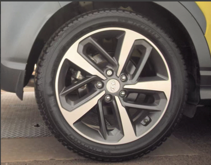 Used 2019 Hyundai Kona Ultimate FWD image 10